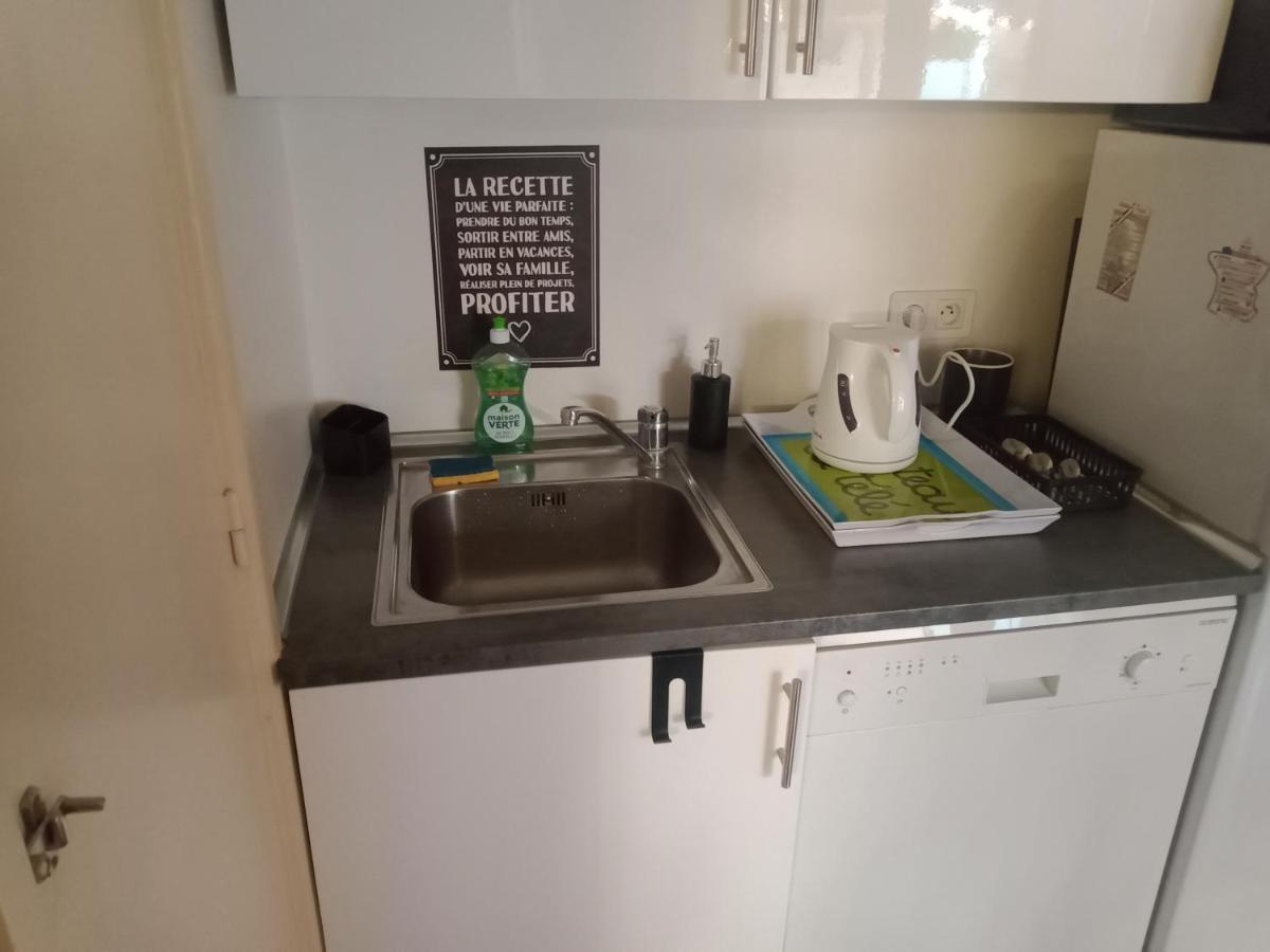 Studio Centre Avec Terrasse Apartment Menton Ngoại thất bức ảnh